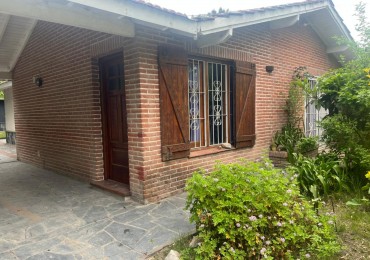 CASA EN ALQUILER TEMPORADA EN OSTENDE - PINAMAR  IDEAL GRUPO DE JOVENES 